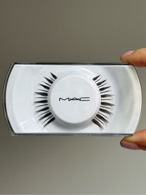 MAC 7 Lashes